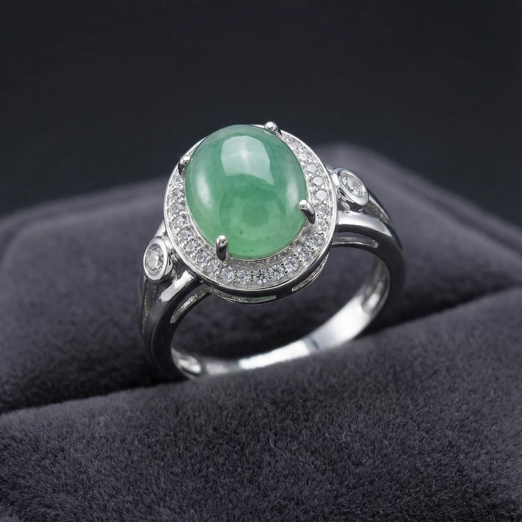 Anillo elegante vista principal